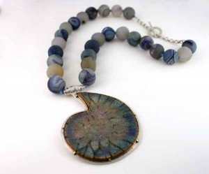 Blue-Fossil-with-Knotted-Agate-Beads-3